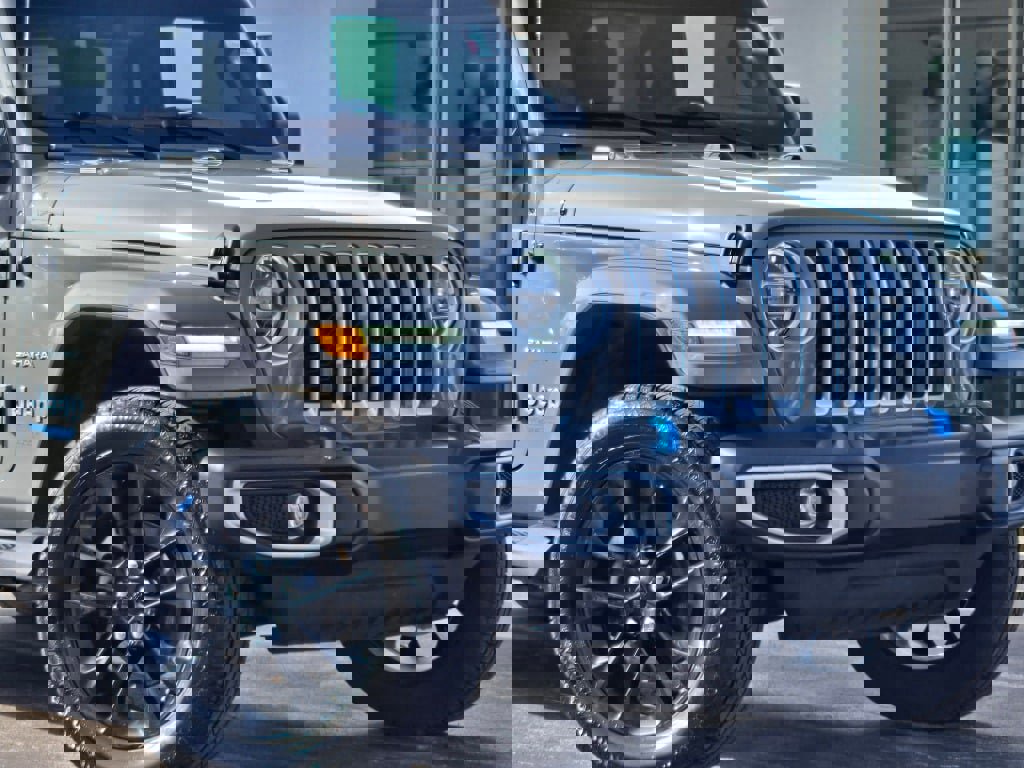 Used 2022 Jeep Wrangler Unlimited Sahara 4xe w/ Cold Weather Group image 3