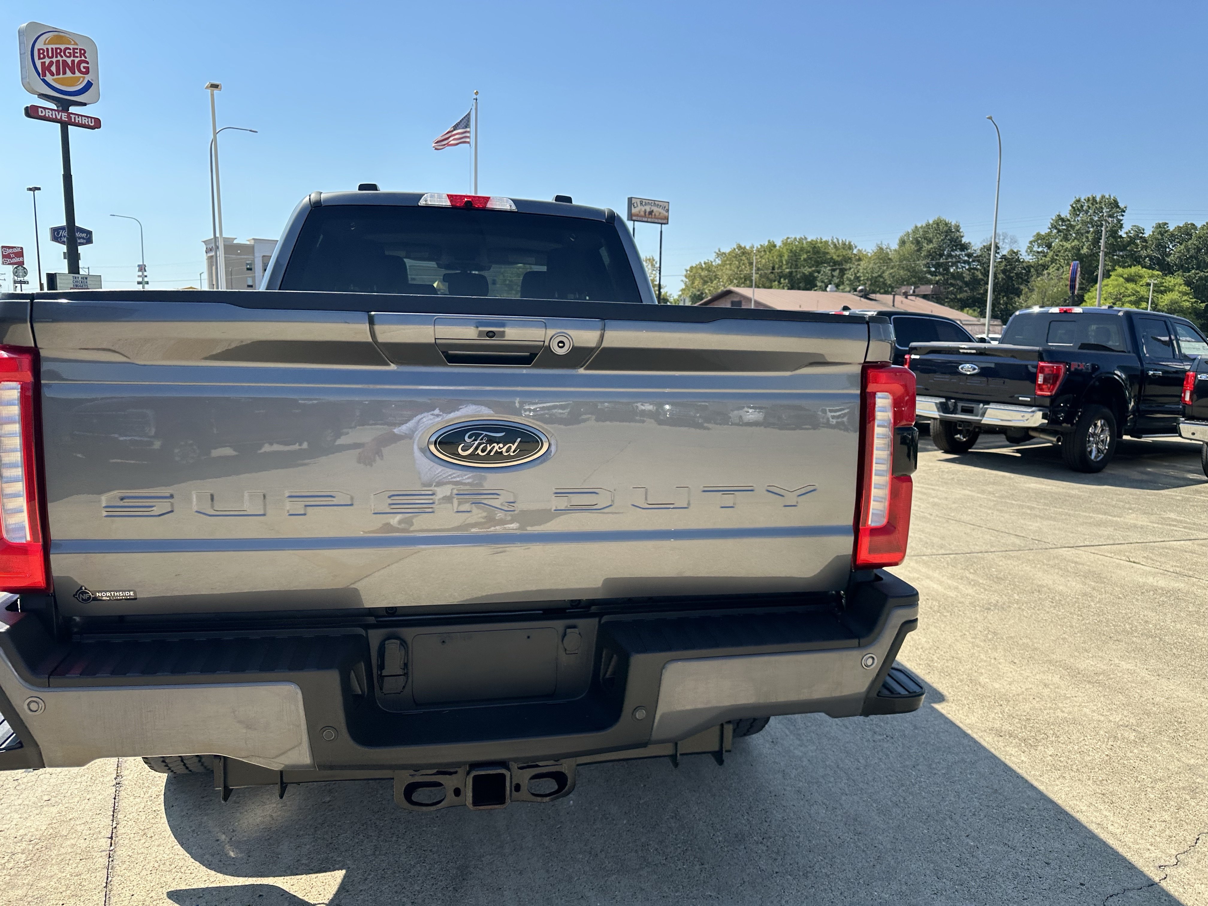Used 2025 Ford F250 XLT w/ Black Appearance Package AWD/4WD image 5