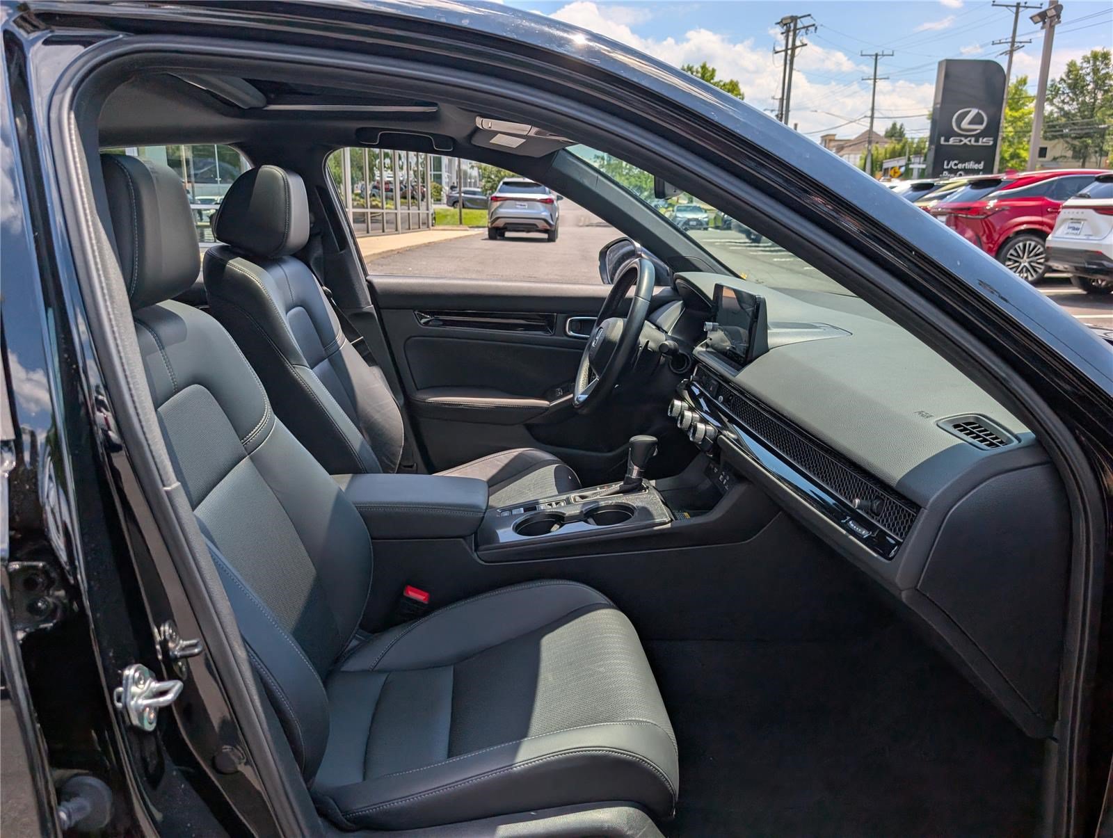 Used 2022 Honda Civic Sport Touring image 11
