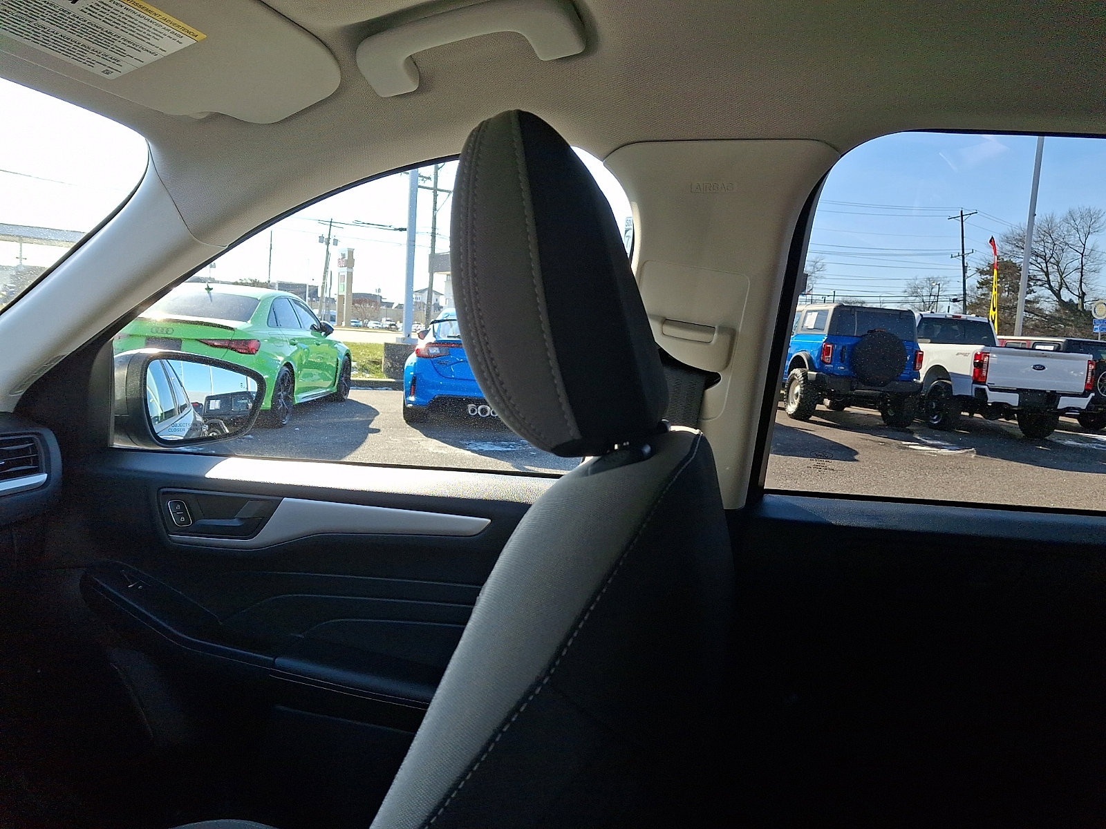 Certified 2022 Ford Escape SE image 17