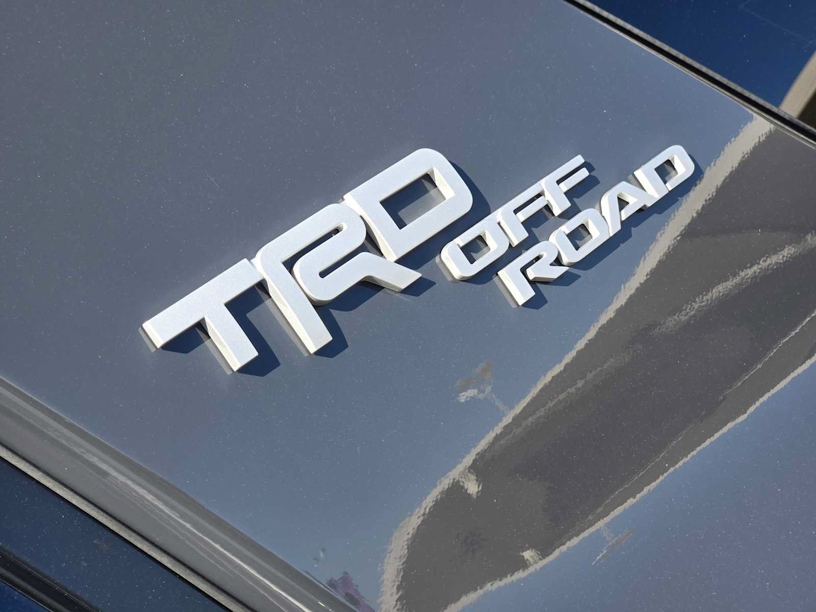 Used 2024 Toyota 4Runner TRD Off-Road Premium w/ Off Road Premium Plus Package AWD/4WD image 10
