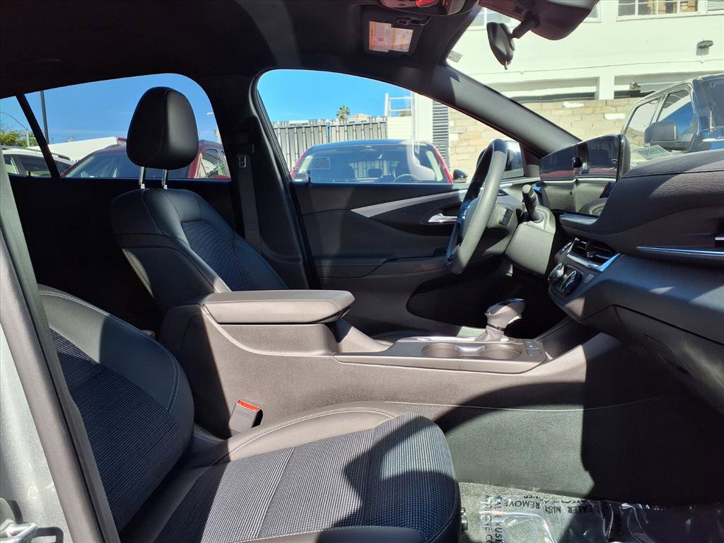 Used 2024 Buick Envista Preferred image 4