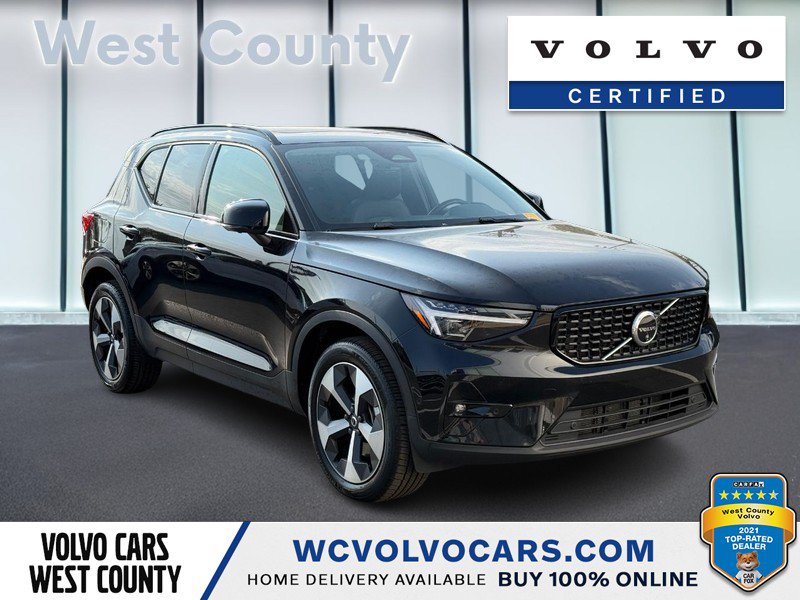 Used 2026 Volvo XC40 B5 Plus AWD/4WD image 1