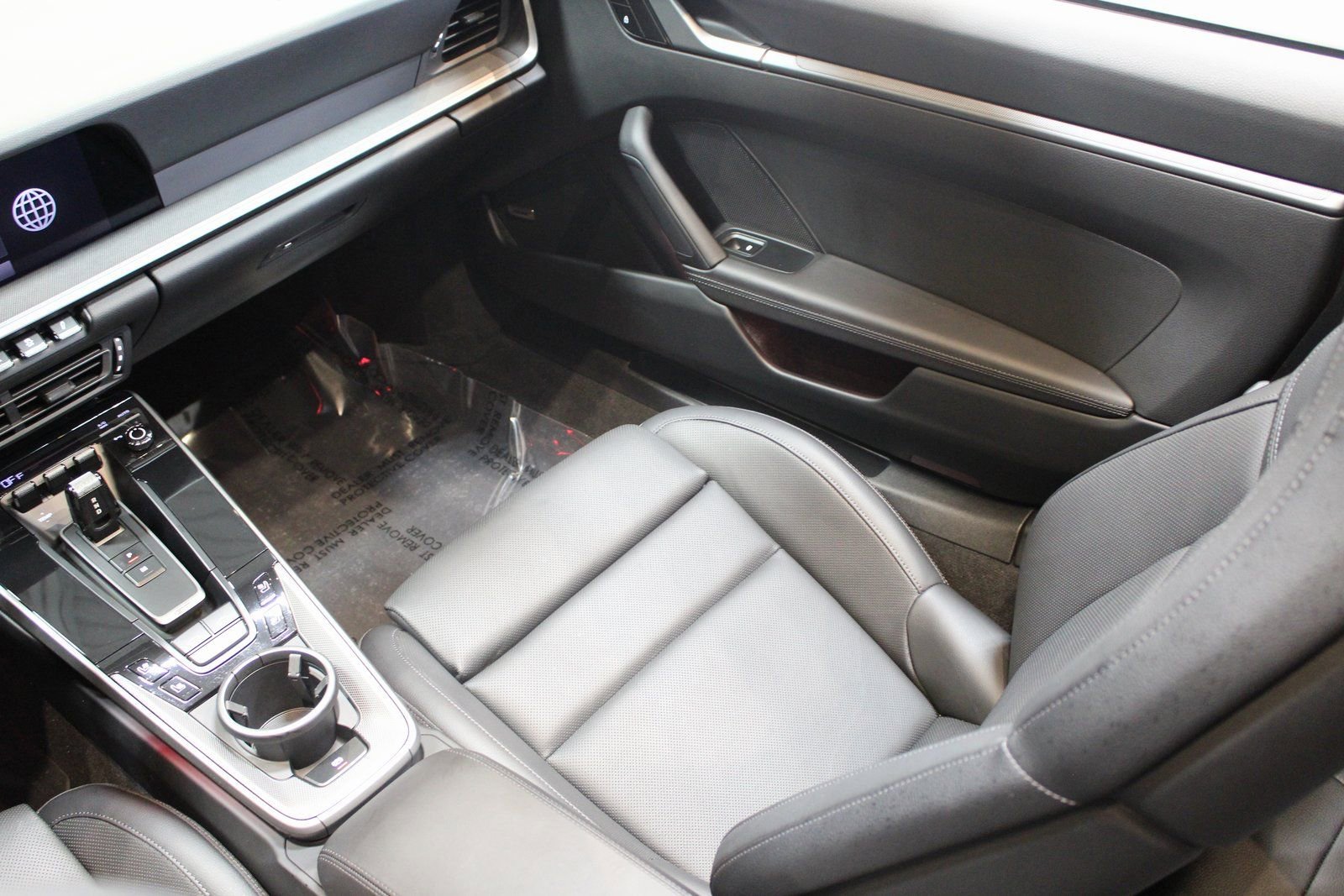 Certified 2024 Porsche 911 Carrera image 22