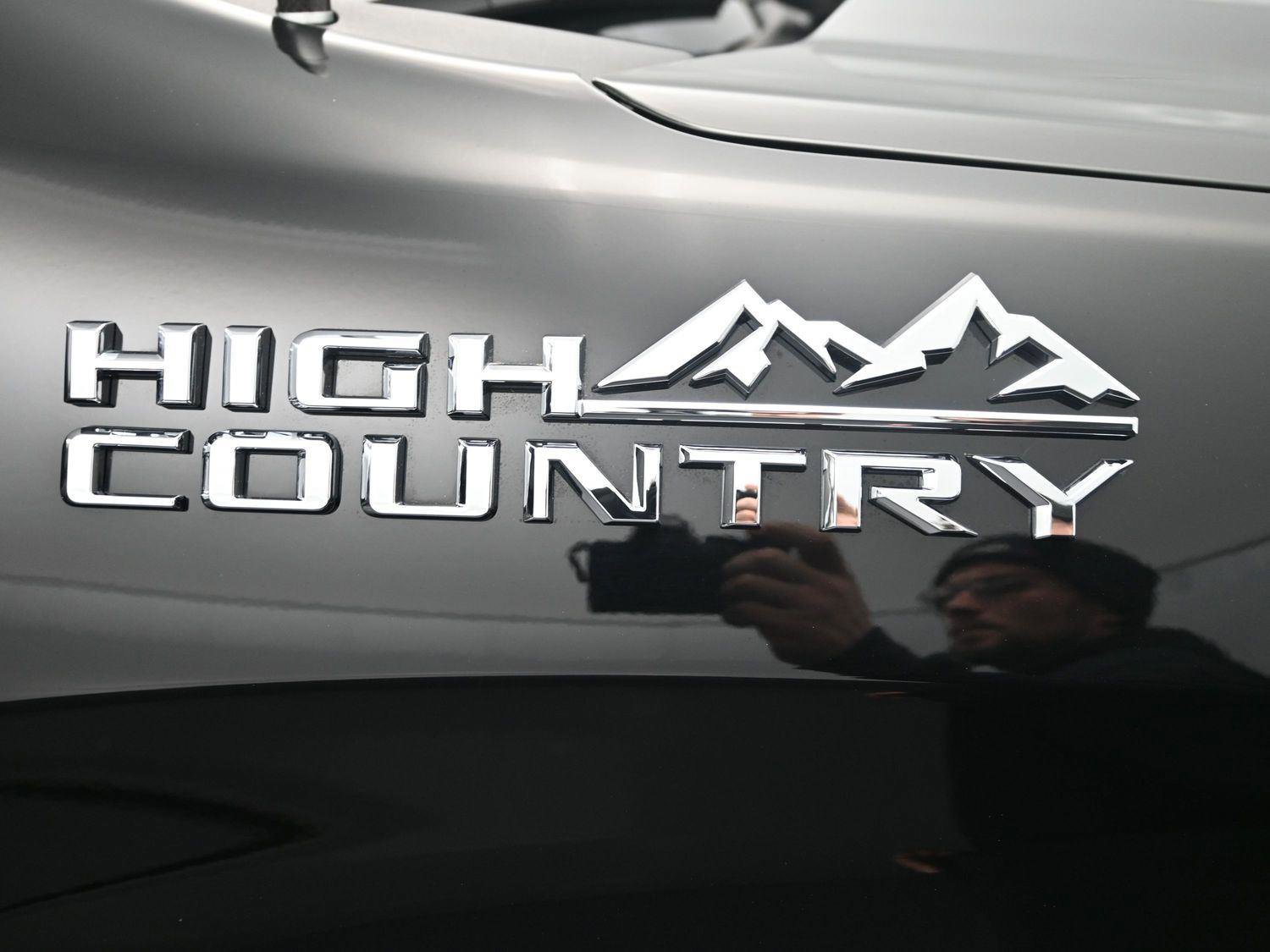 Used 2021 Chevrolet Silverado 1500 High Country image 7