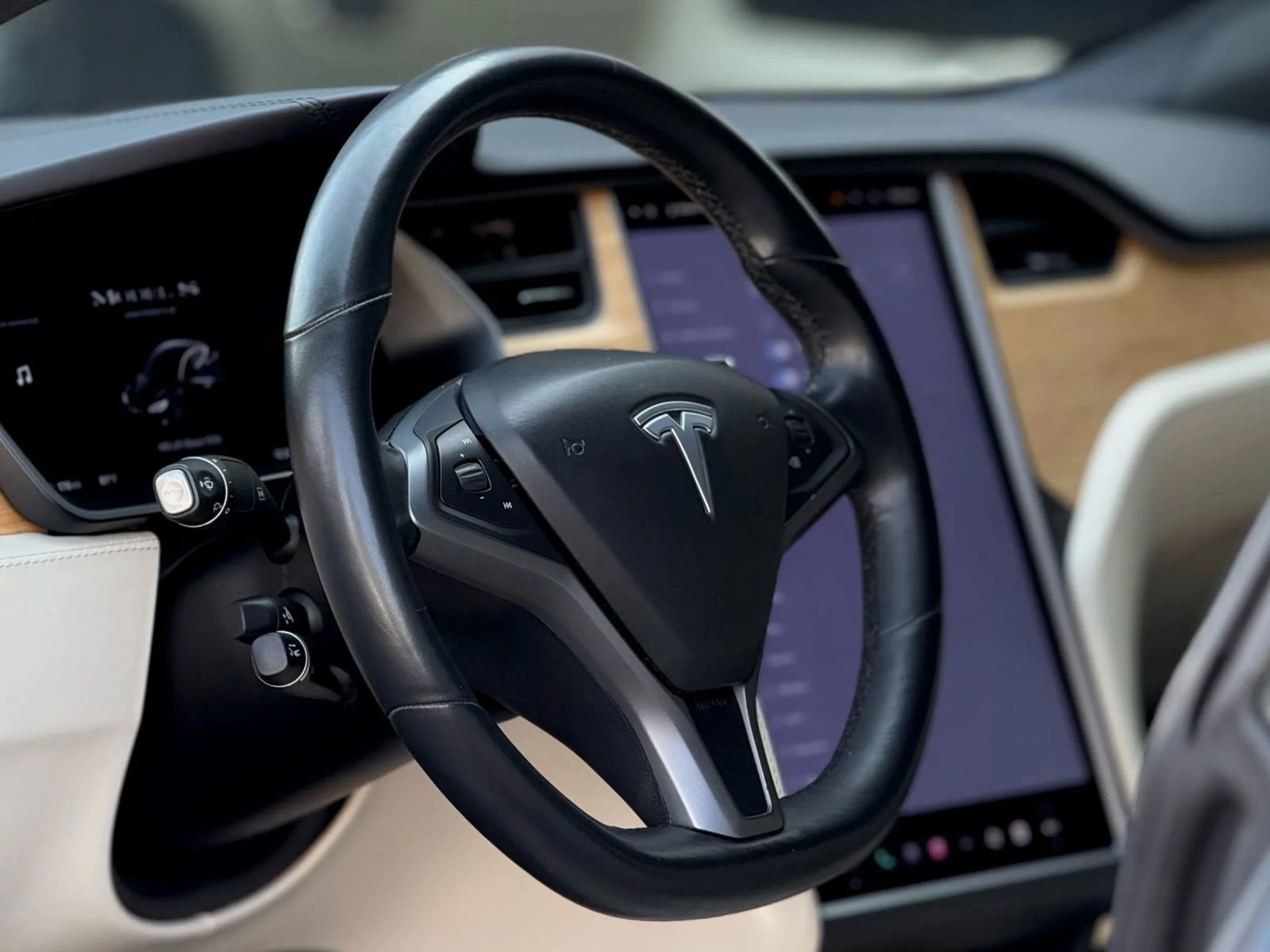 Used 2020 Tesla Model S Long Range Plus image 14