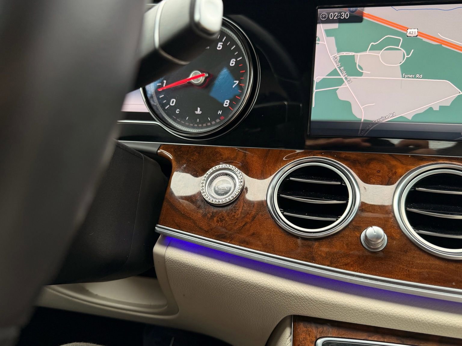 Used 2019 Mercedes-Benz E 300 4MATIC w/ Premium 1 Package image 32