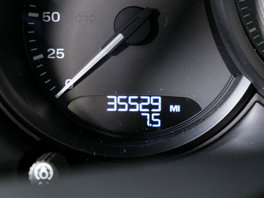 Certified 2023 Porsche Macan S AWD/4WD image 11