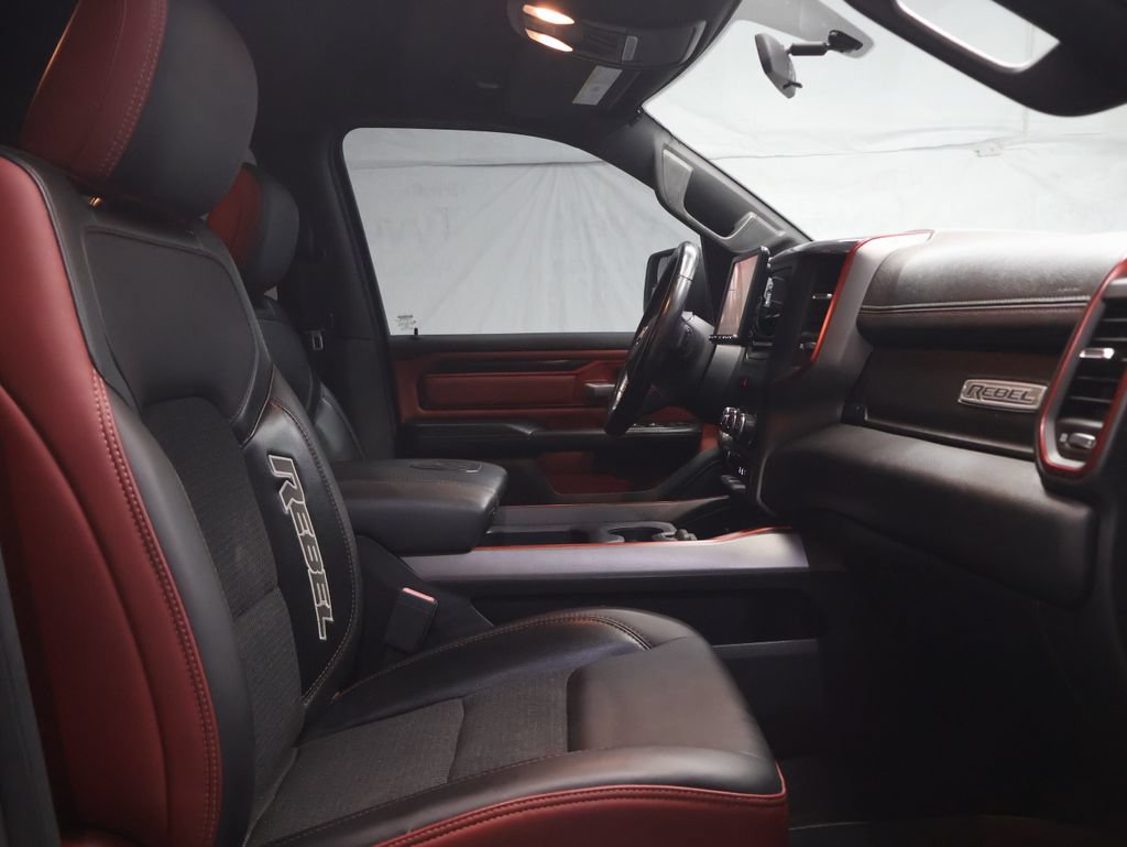 Used 2019 RAM 1500 Rebel AWD/4WD image 9
