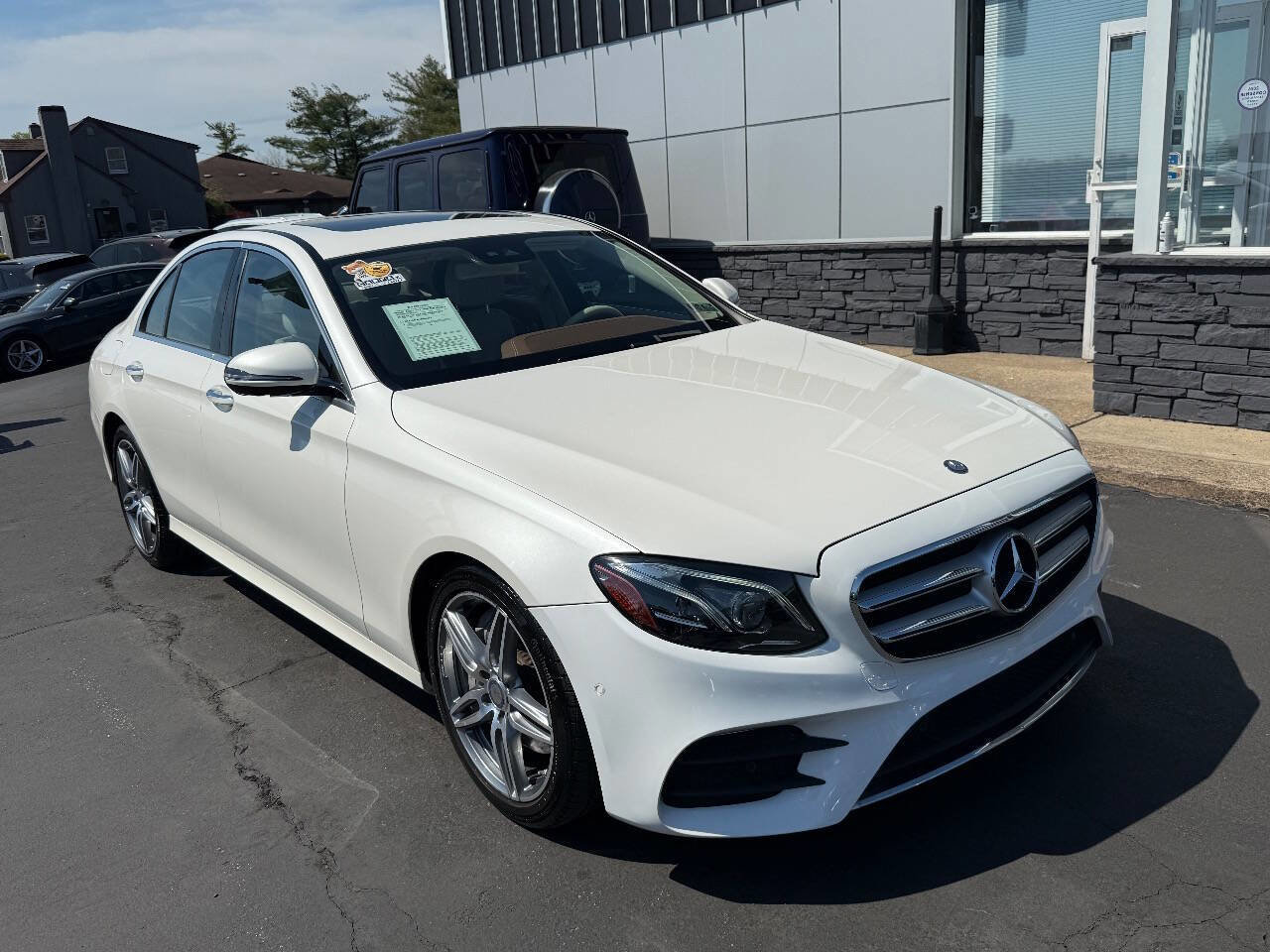 Used 2017 Mercedes-Benz E 300 4MATIC w/ Premium 2 Package image 9