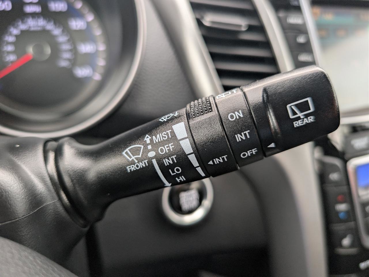 Used 2014 Hyundai Elantra GT w/ Option Group 03 image 38