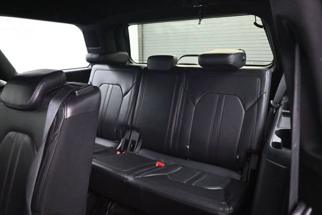 Used 2018 Ford Expedition Limited AWD/4WD image 28