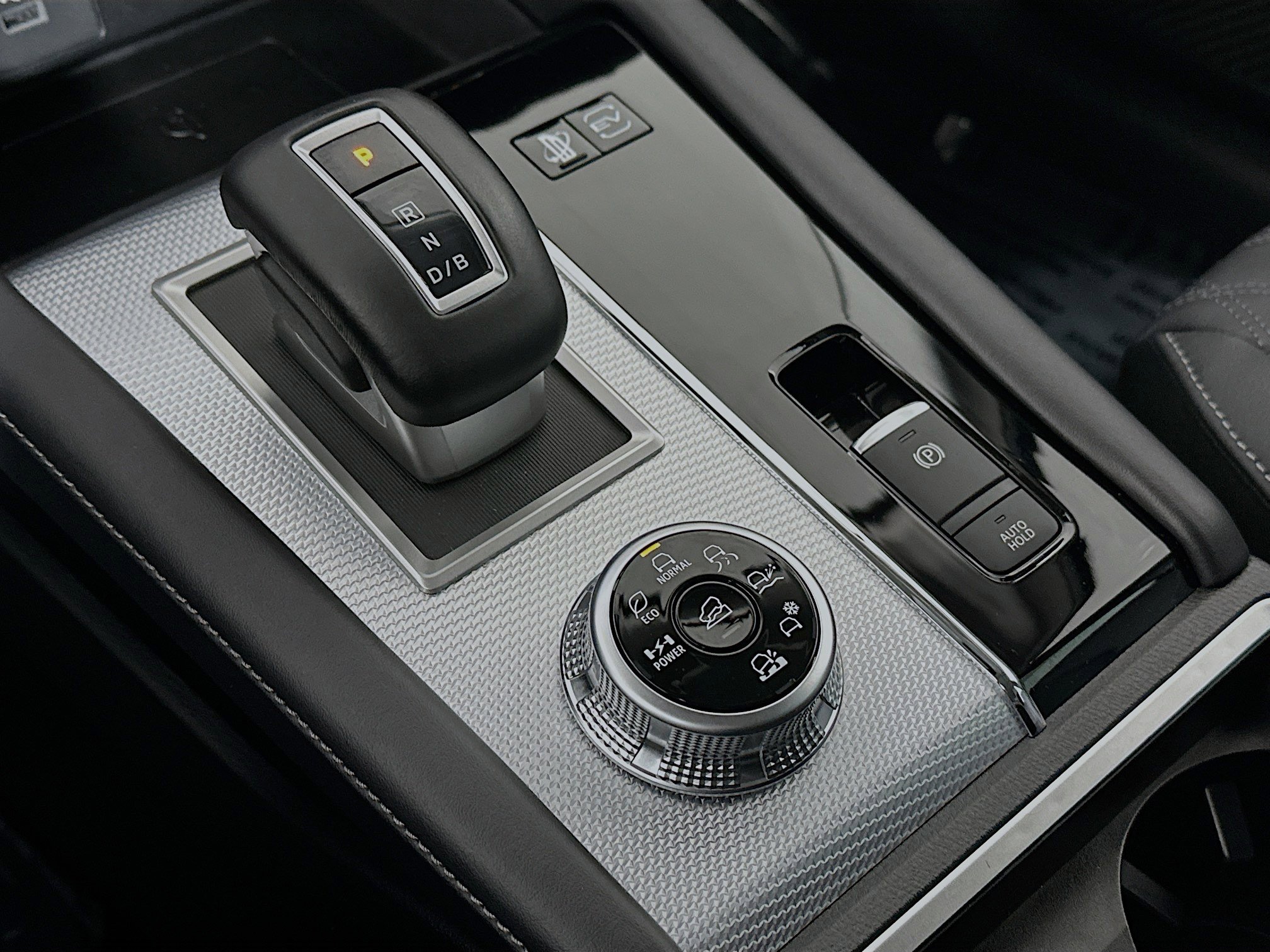 Used 2023 Mitsubishi Outlander SEL 40th Anniversary image 17