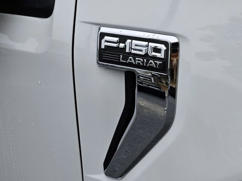 New 2025 Ford F150 Lariat w/ Equipment Group 502A High image 17