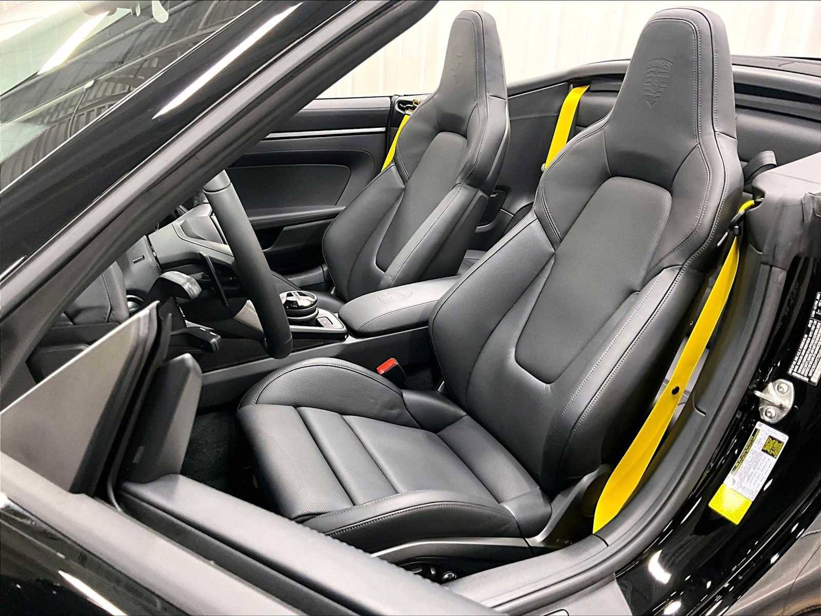 Used 2026 Porsche 911 Carrera 4 GTS image 7