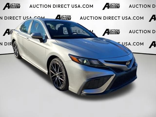 Used 2022 Toyota Camry SE video 2