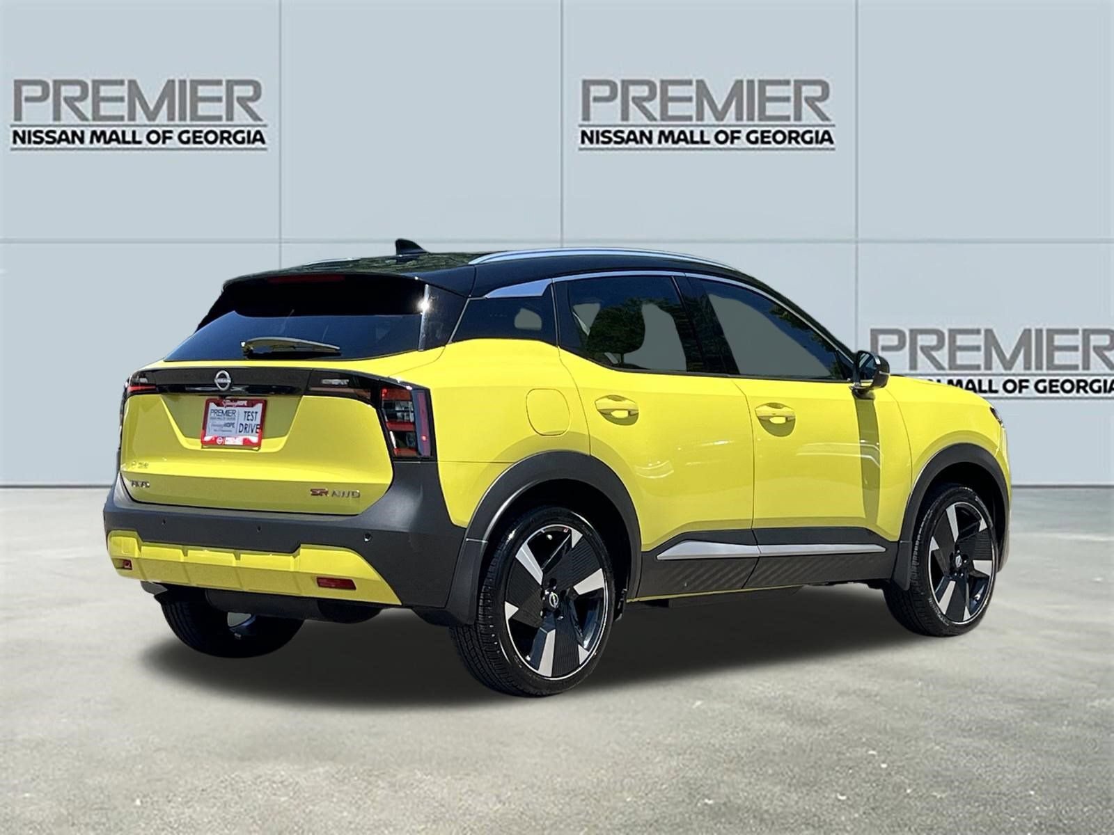 Certified 2025 Nissan Kicks SR AWD/4WD image 24