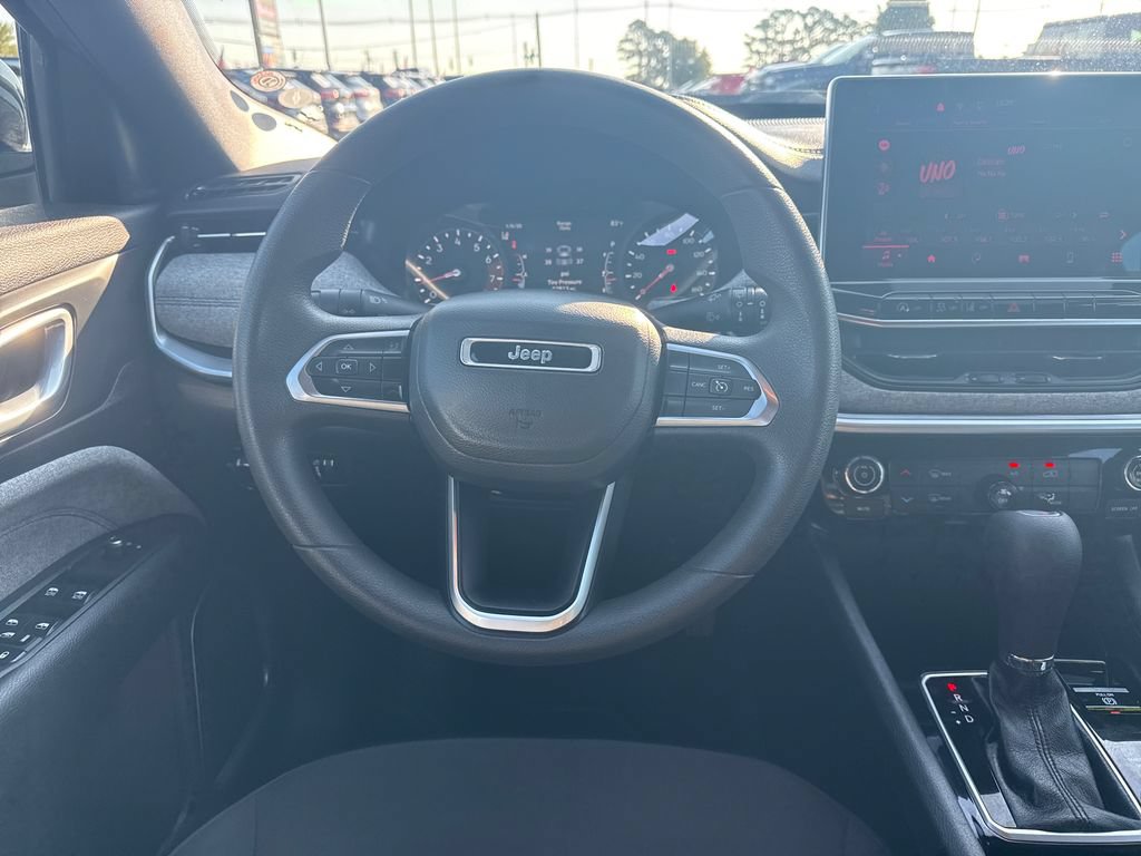 Used 2024 Jeep Compass Sport AWD/4WD image 23