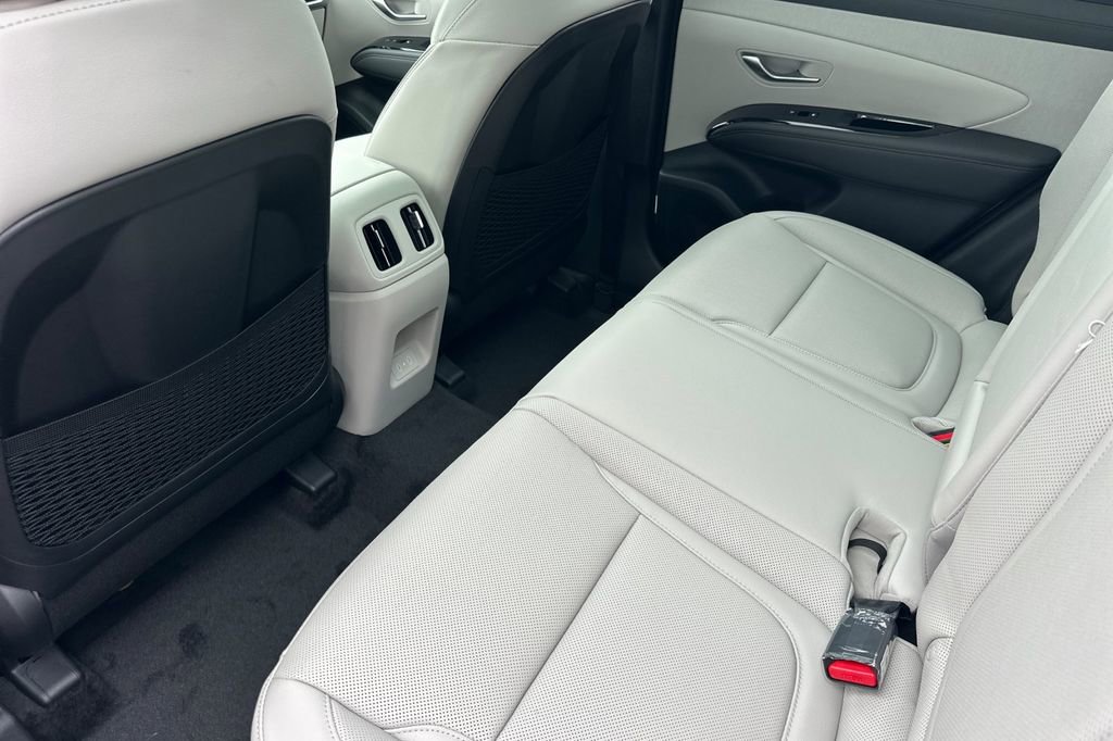 New 2026 Hyundai Tucson Limited image 9