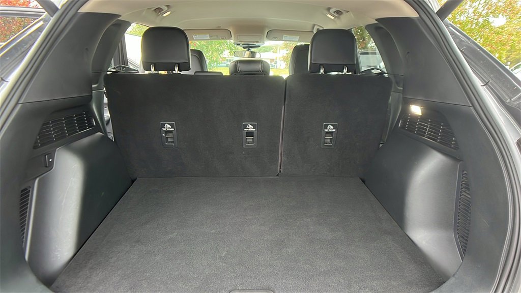 Used 2020 Ford Escape SEL image 10