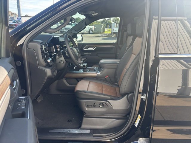 New 2026 Chevrolet Silverado 1500 High Country w/ Technology Package image 2