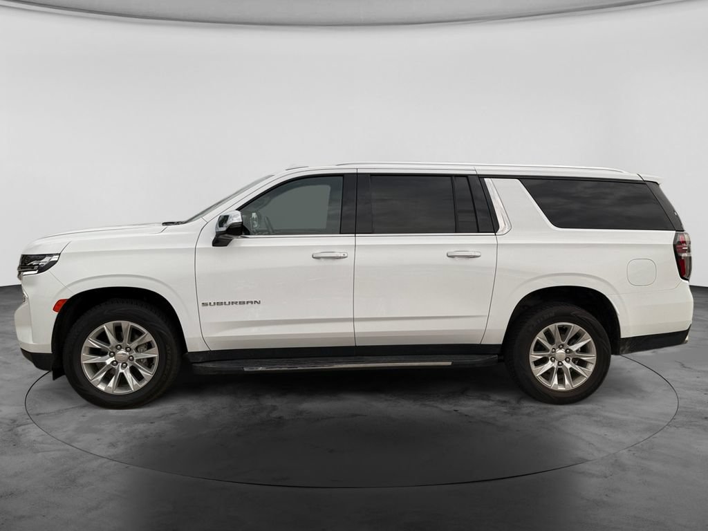 Used 2023 Chevrolet Suburban Premier AWD/4WD image 7