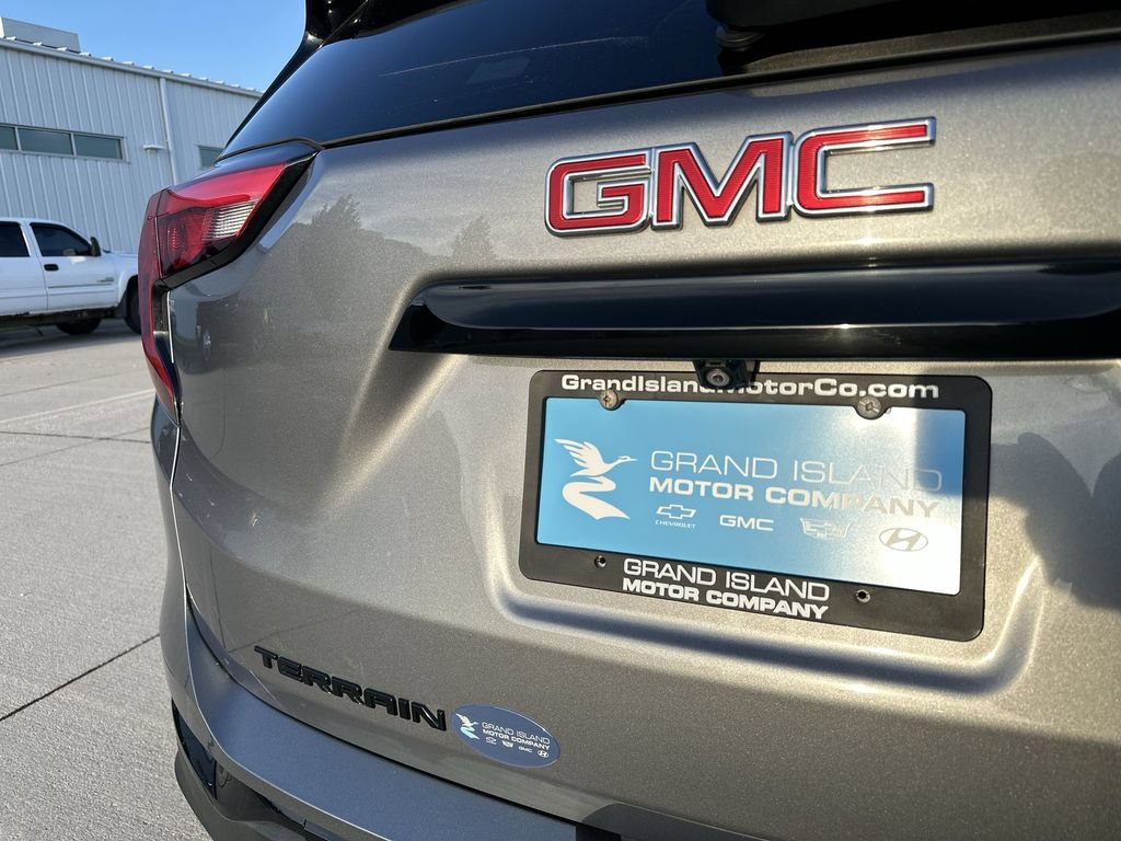 Certified 2020 GMC Terrain SLT w/ Preferred Package AWD/4WD image 30
