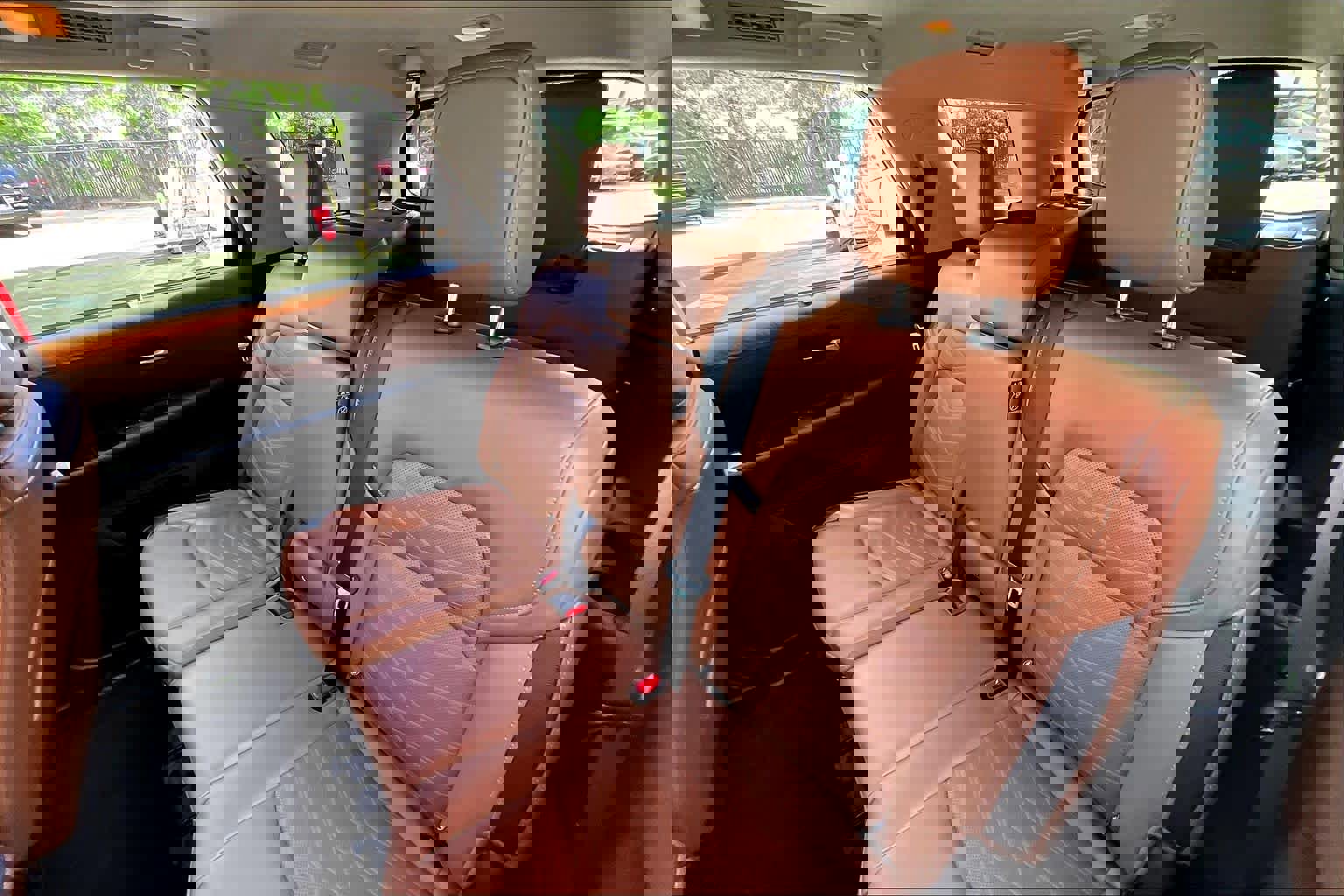 Used 2023 Nissan Pathfinder Platinum w/ Cargo Package FWD image 18