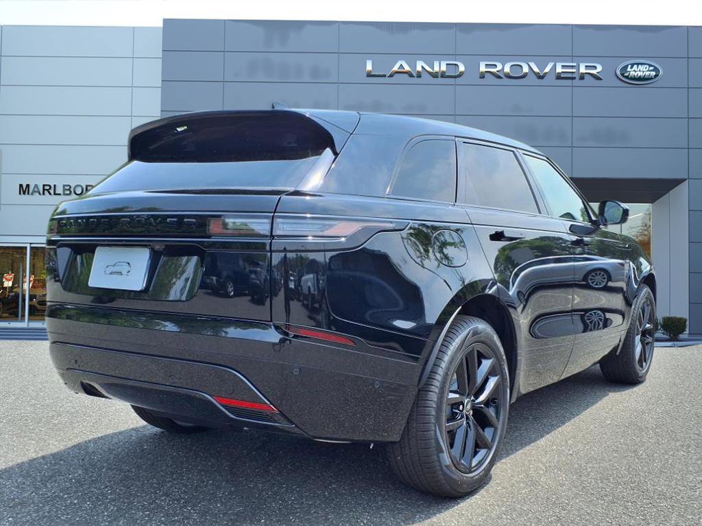 New 2026 Land Rover Range Rover Velar Dynamic SE image 2
