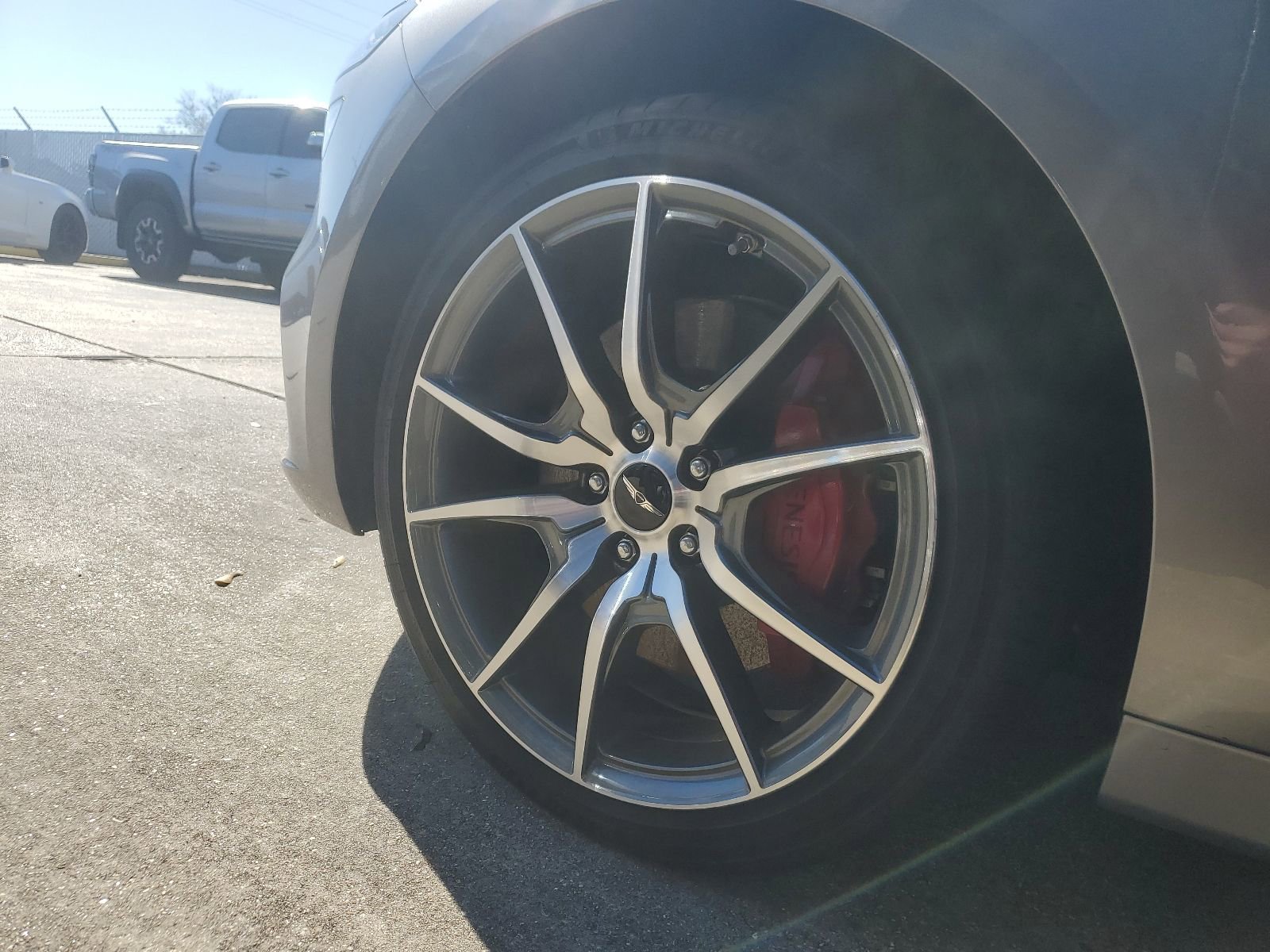 Used 2025 Genesis G70 2.5T image 7