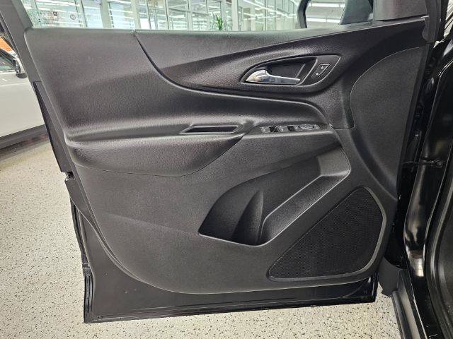 Used 2019 Chevrolet Equinox LT FWD image 25