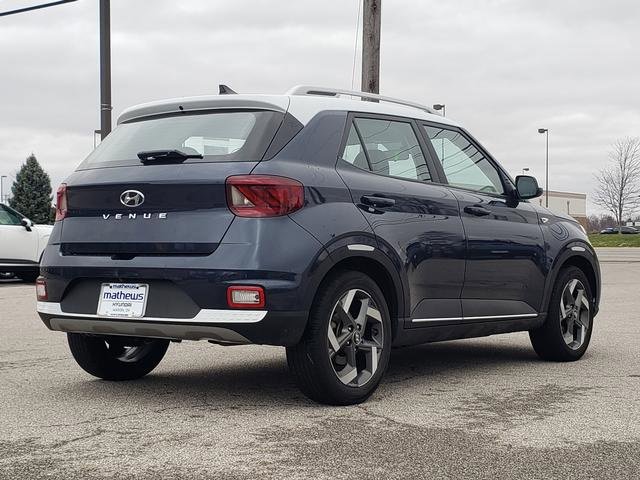 Used 2022 Hyundai Venue Limited image 6