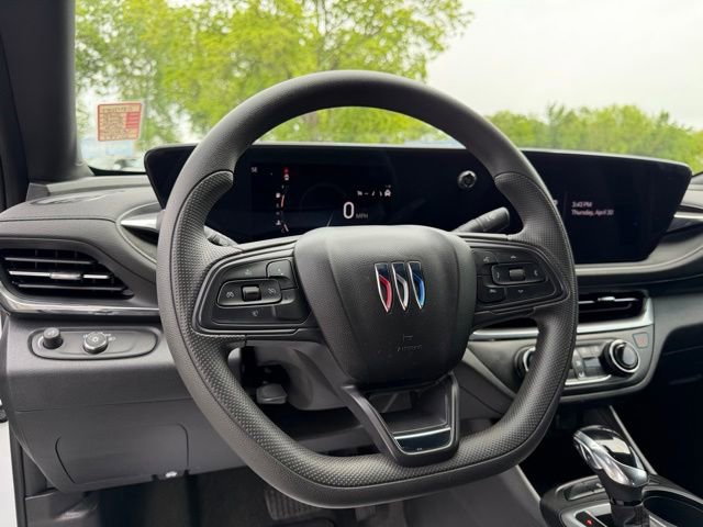 Used 2025 Buick Envista Preferred FWD image 16