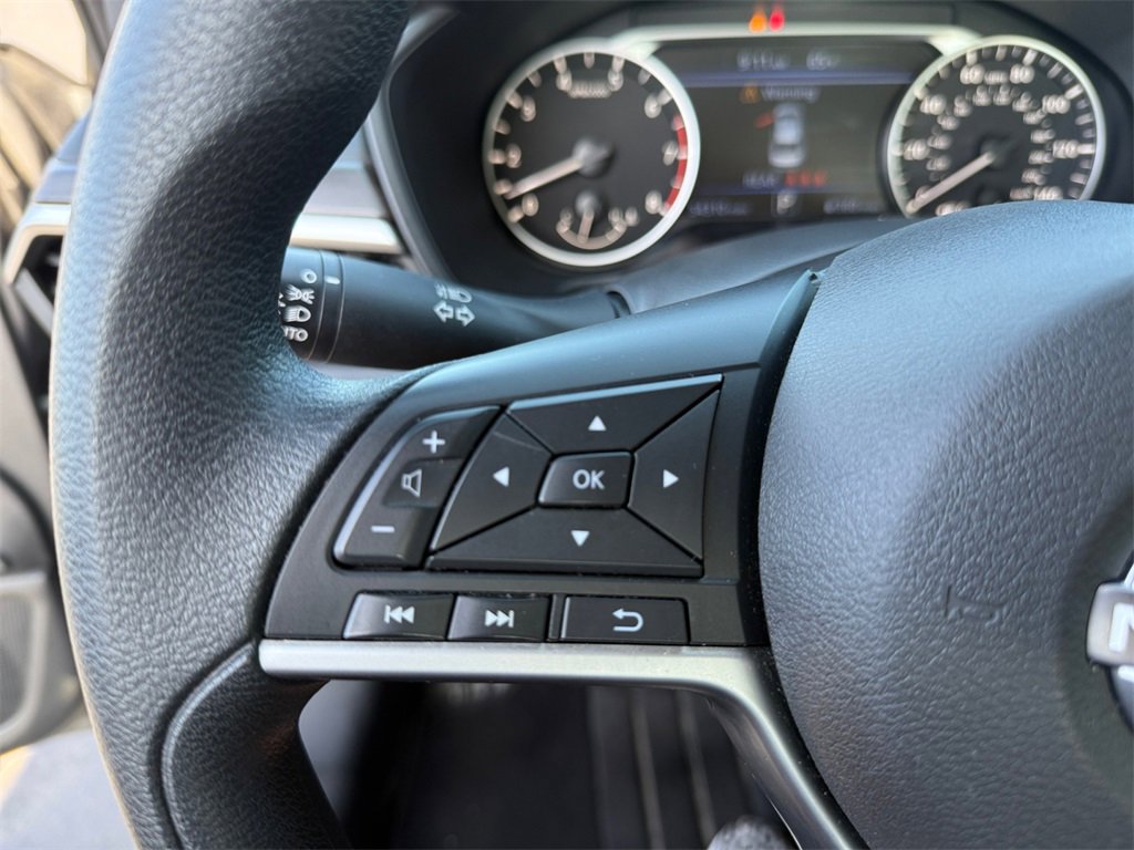 Used 2024 Nissan Altima 2.5 SV image 18