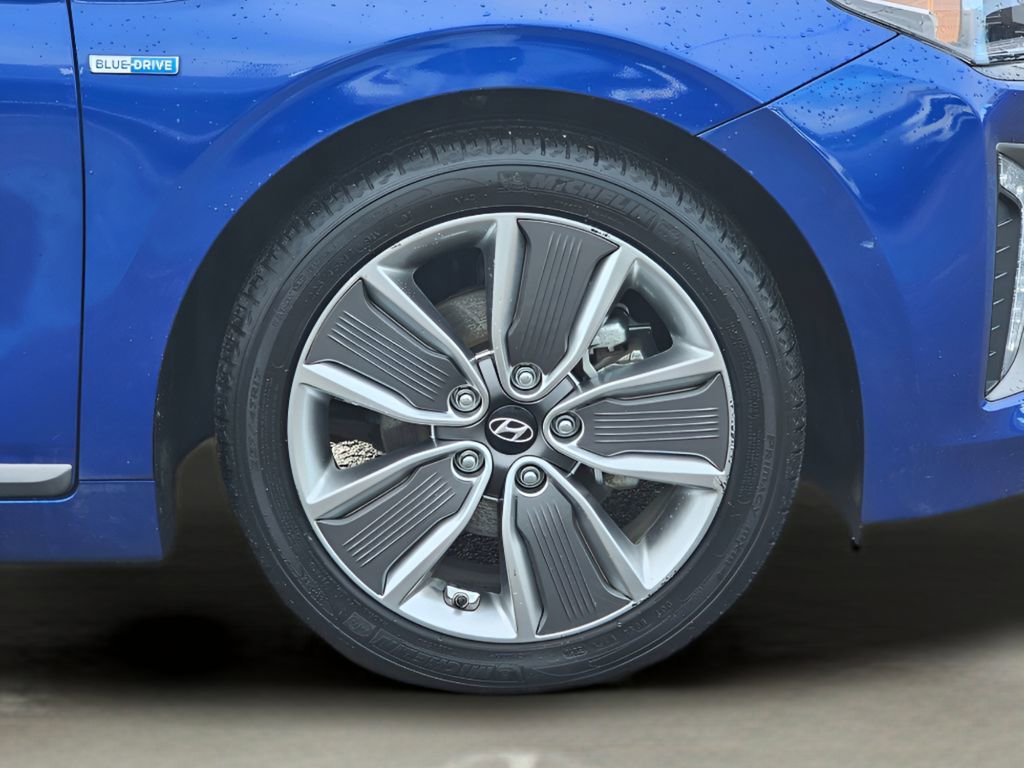 Used 2019 Hyundai Ioniq Limited image 24