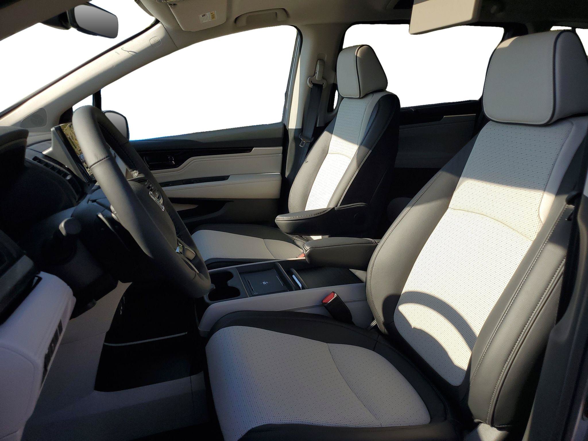 New 2027 Honda Odyssey Elite image 5