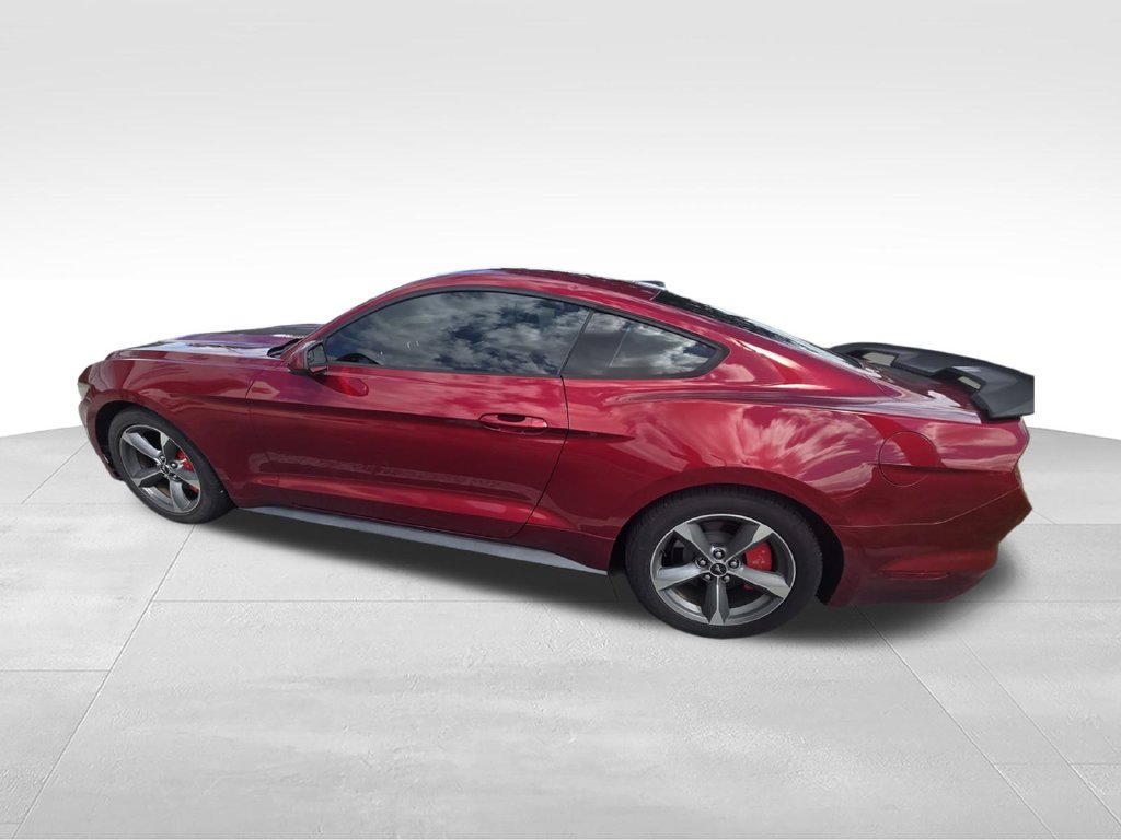 Used 2016 Ford Mustang Coupe w/ Equipment Group 051A RWD image 10