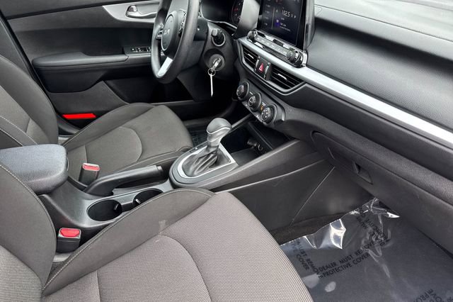 Used 2023 Kia Forte LXS w/ LXS Technology Package FWD image 19