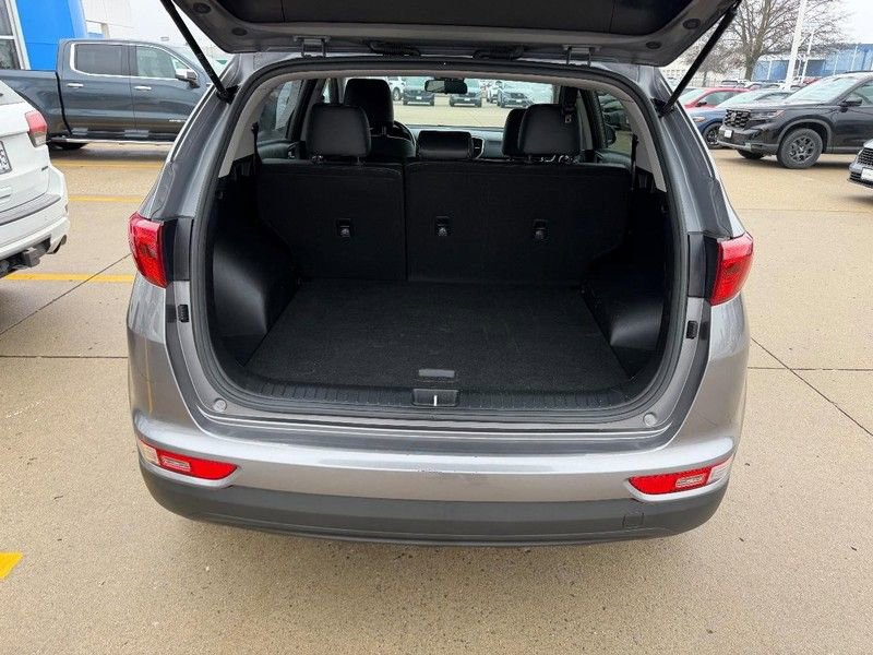 Used 2019 Kia Sportage EX image 4