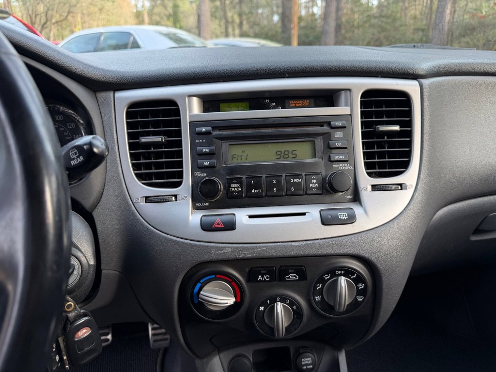 Used 2008 Kia Rio5 LX FWD image 20
