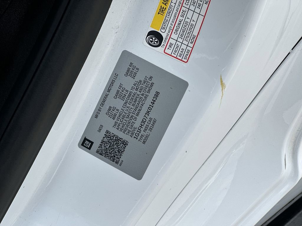 Used 2019 Chevrolet Camaro SS RWD image 34