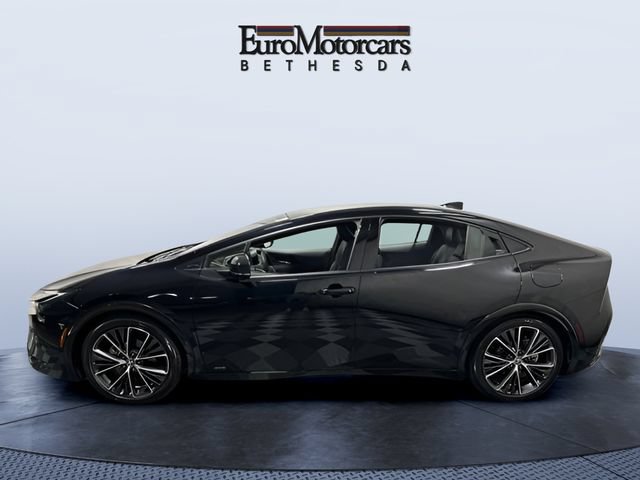 Used 2026 Toyota Prius Limited w/ Limited Premium Package AWD/4WD image 2