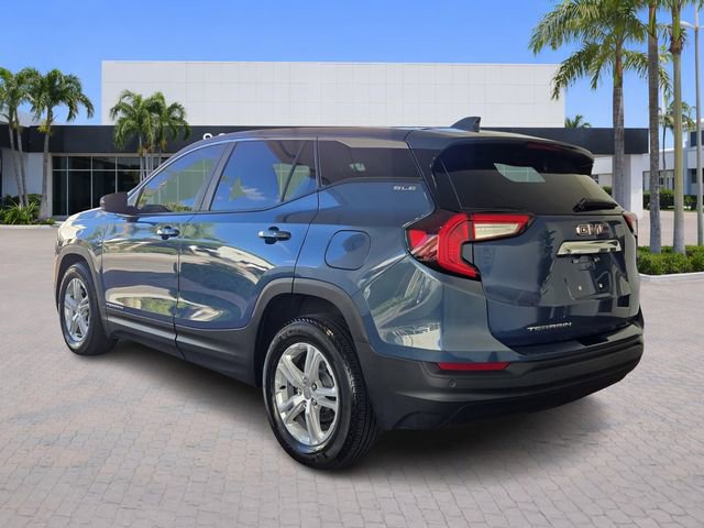 Used 2024 GMC Terrain SLE image 5