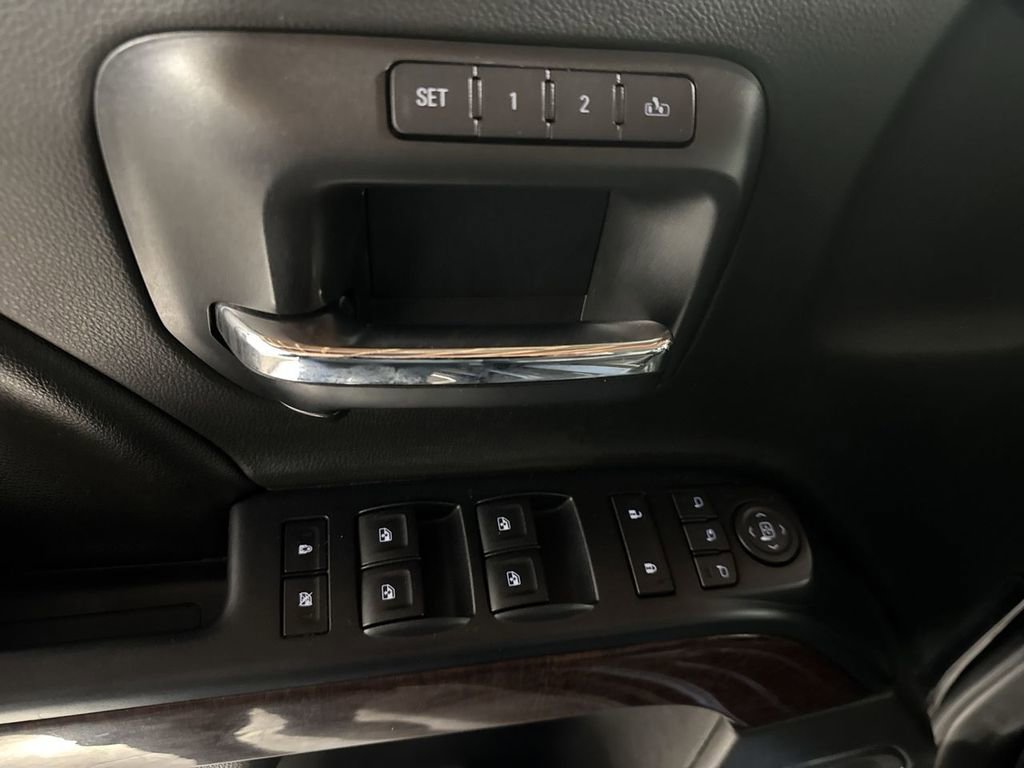 Used 2017 GMC Sierra 1500 SLT w/ SLT Premium Package image 19