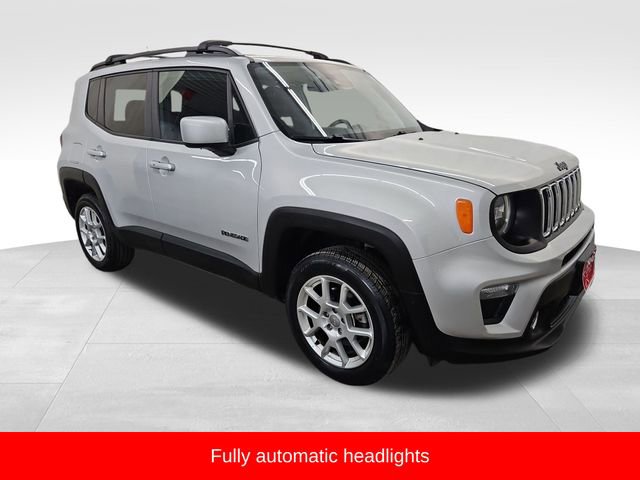 Used 2021 Jeep Renegade Latitude w/ Luxury Group I image 9