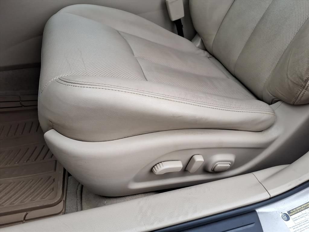 Used 2013 Nissan Altima 2.5 SL w/ 2.5 Moonroof Pkg FWD image 19