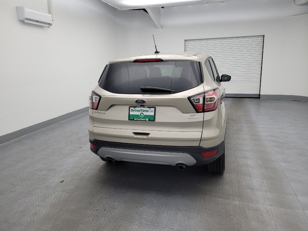 Used 2017 Ford Escape SE FWD image 7