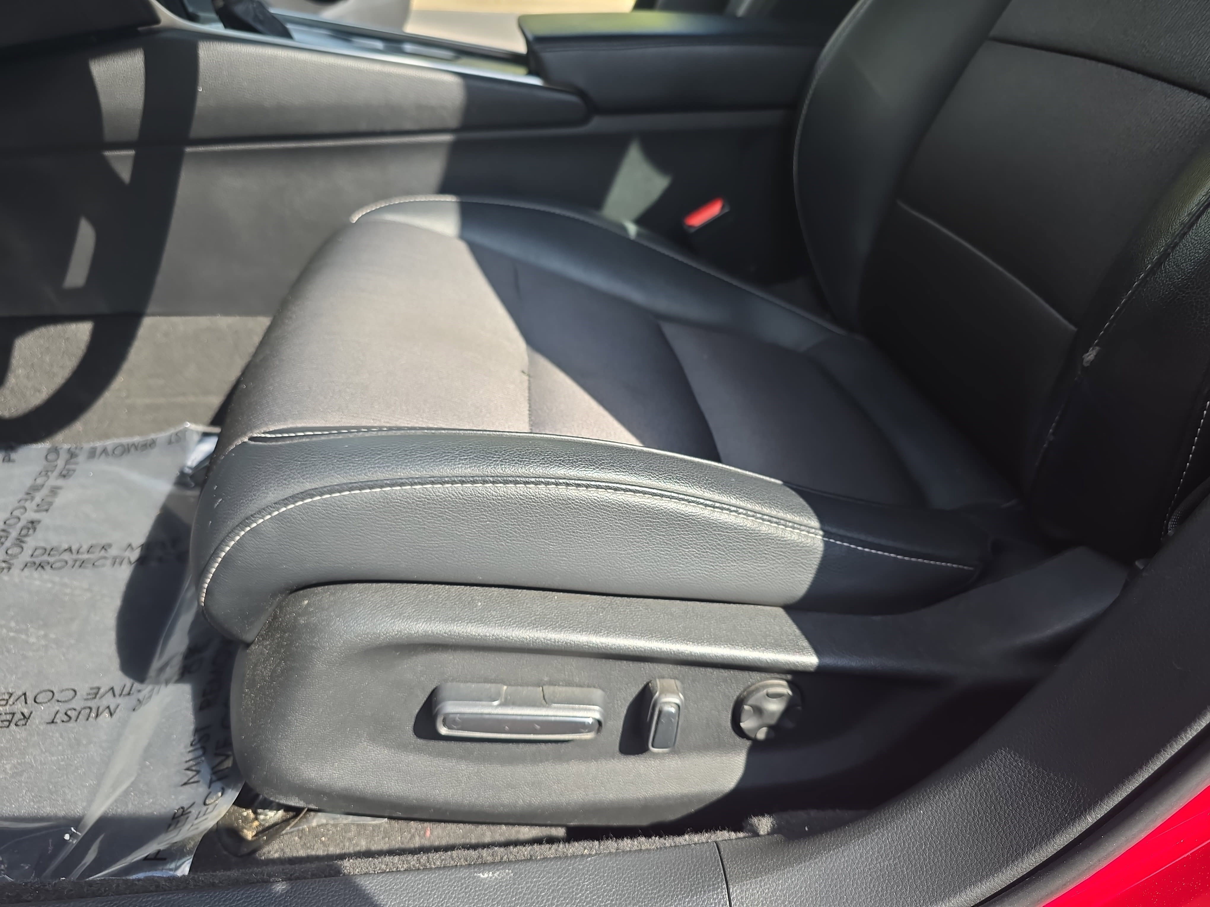 Used 2018 Honda Accord Sport image 29