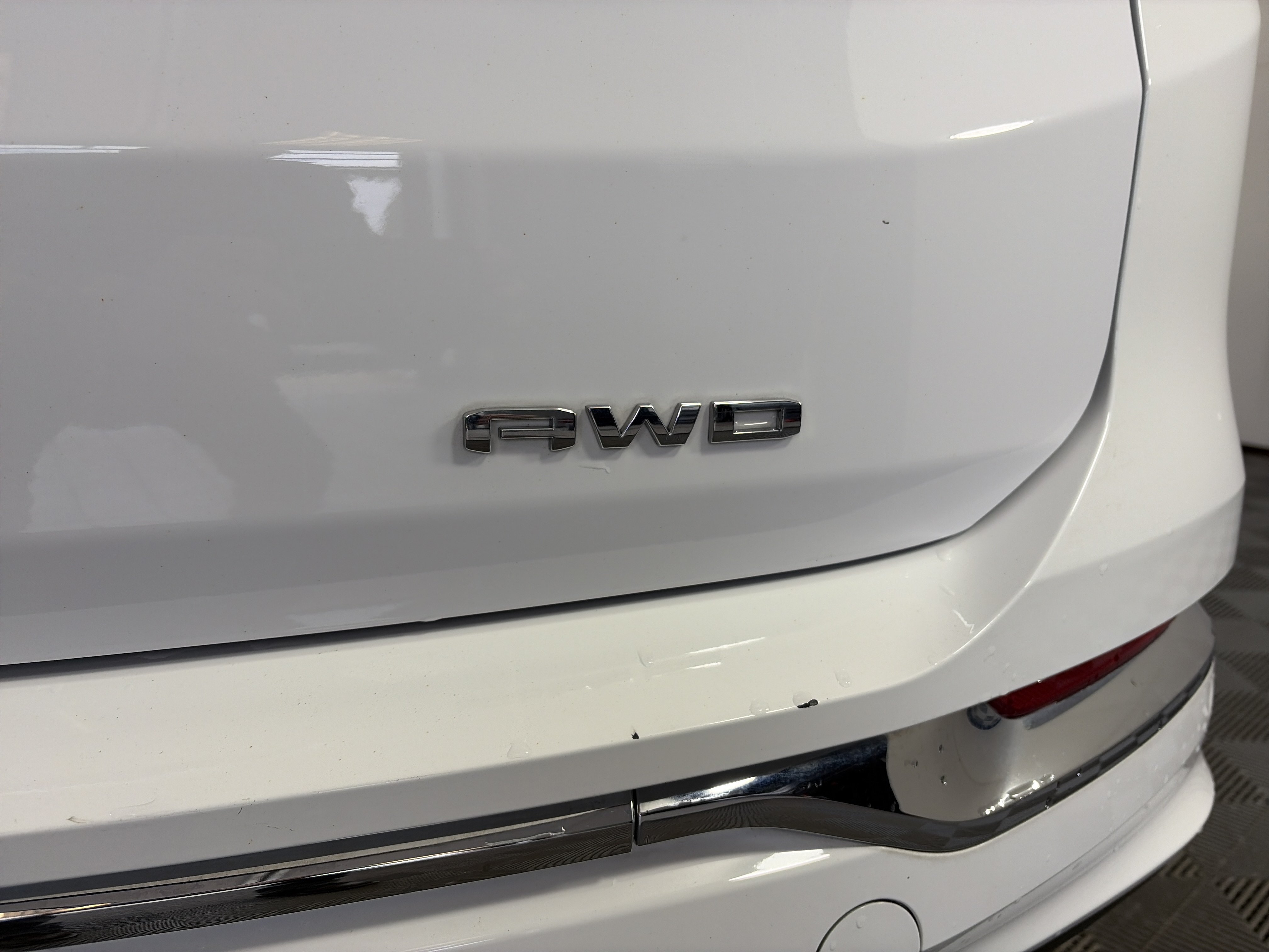 Used 2023 GMC Terrain Denali AWD/4WD image 17