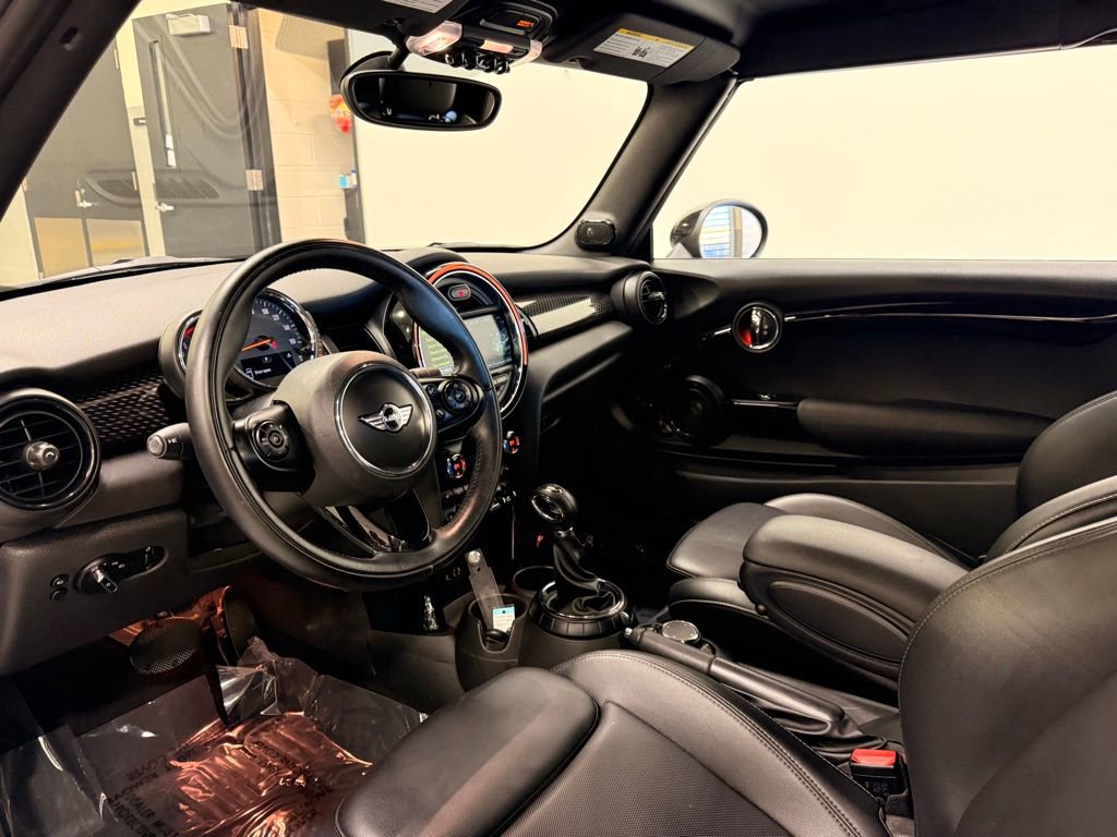 Used 2017 MINI Cooper S image 7